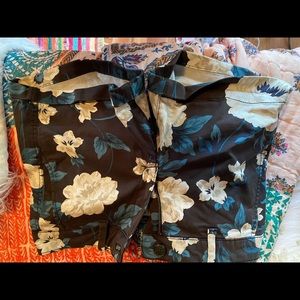 AE FLORAL BERMUDA SHORTS